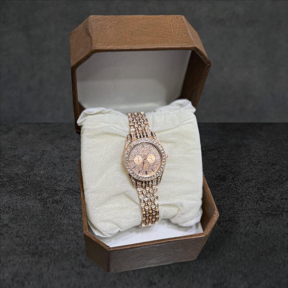 Diamind Stones Watch for Ladies