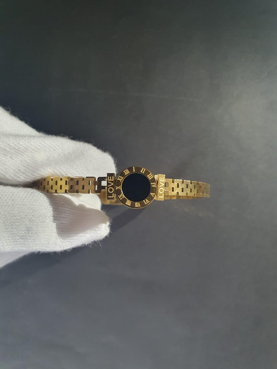 “Timeless Love” Roman Numeral Bracelet – Gold Edition
