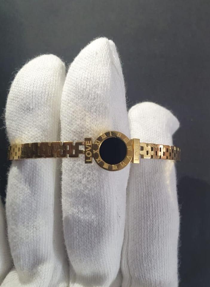 “Timeless Love” Roman Numeral Bracelet – Gold Edition