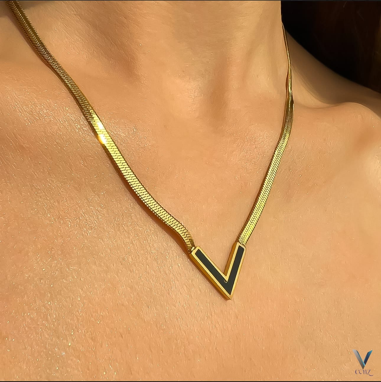Sleek Chevron Pendant Necklace