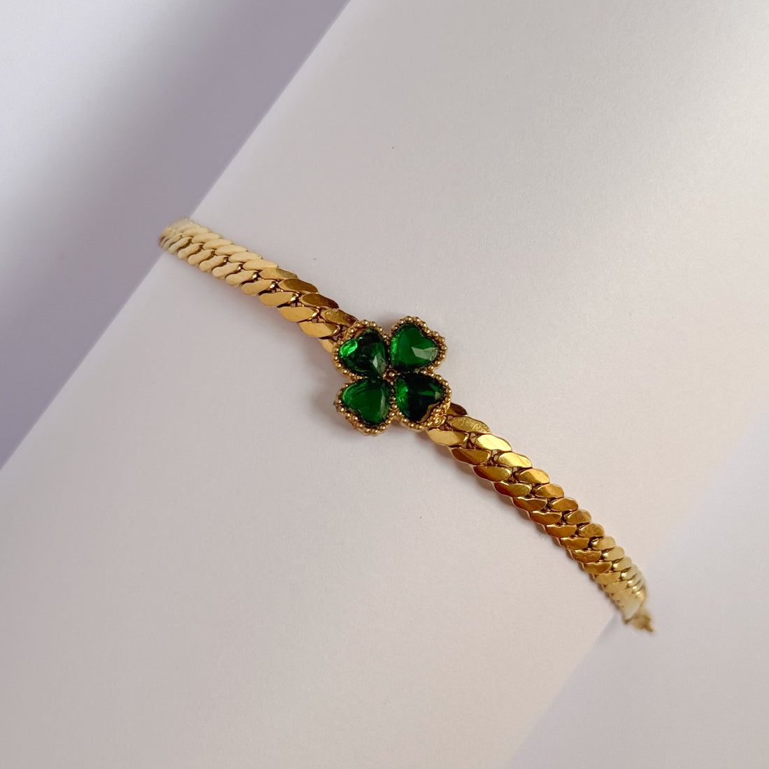 Emerald Clover Charm Gold Bracelet