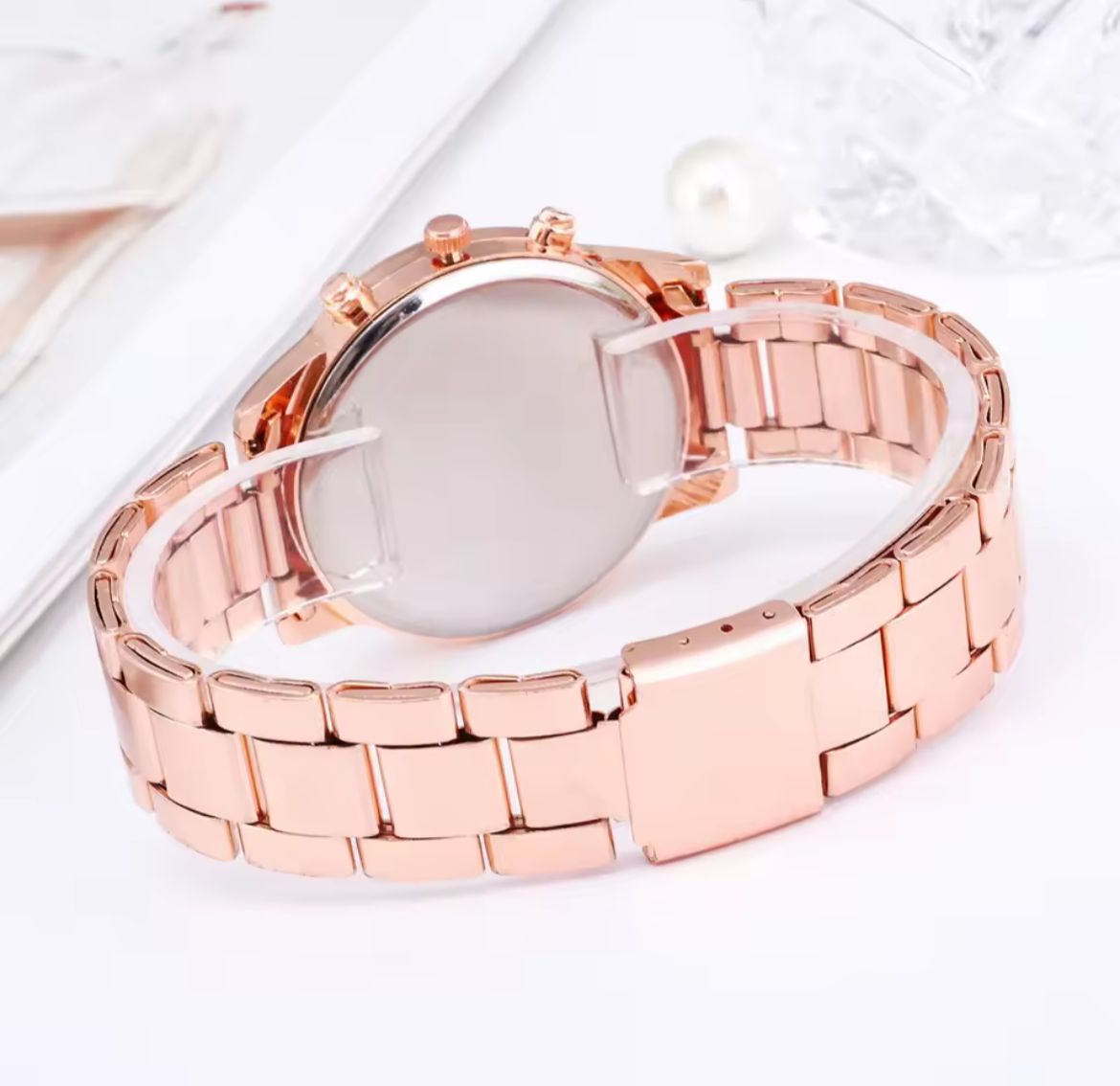Geneva Luxe Rose Gold Crystal Watch – Timeless Sparkle