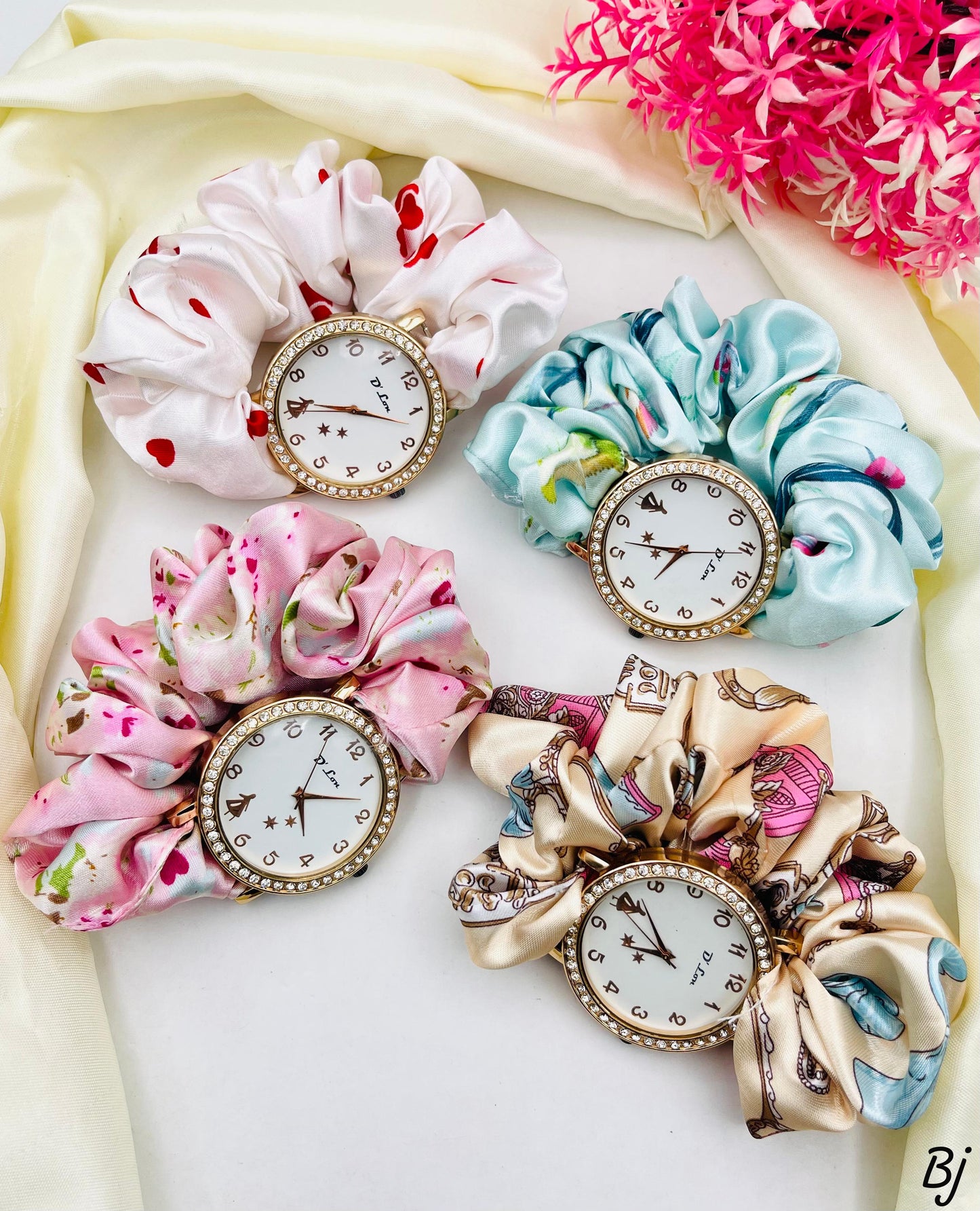 🕰️ Scrunchie Watch – Elegant Timepiece