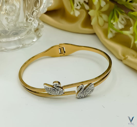 Swan Design Gold-Plated Bangle Bracelet