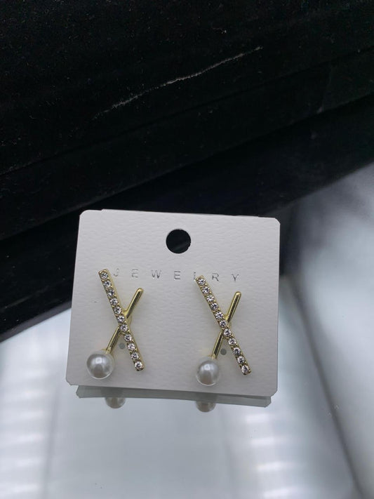 Elegant X-Shape Pearl & Crystal Stud Earrings – Modern Glamour in Gold Finish
