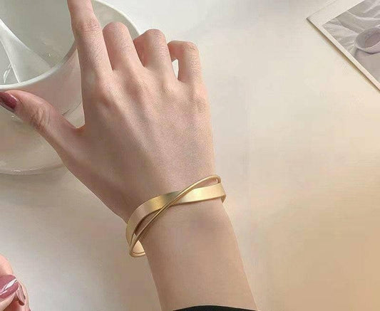Sculpted Elegance Cuff Bracelet