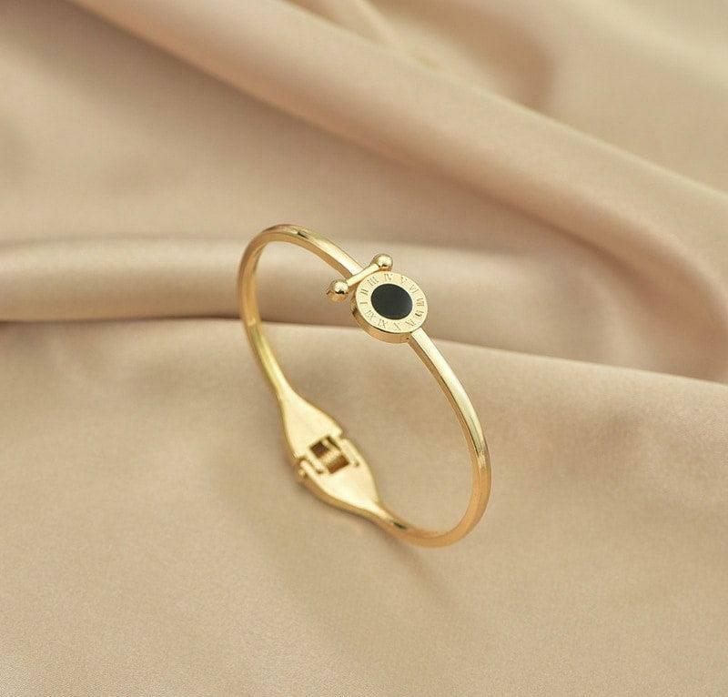 Timeless Charm Roman Dial Bracelet