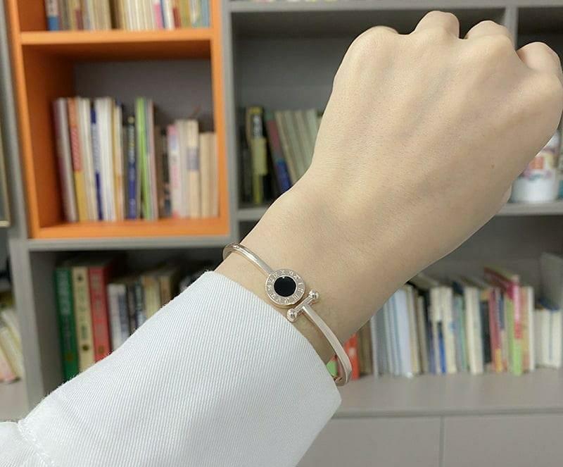 Timeless Charm Roman Dial Bracelet