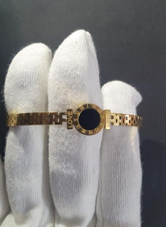 “Timeless Love” Roman Numeral Bracelet – Gold Edition