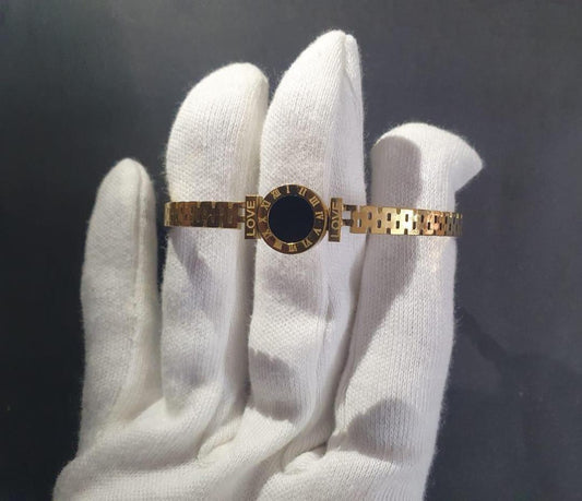 “Timeless Love” Roman Numeral Bracelet – Gold Edition