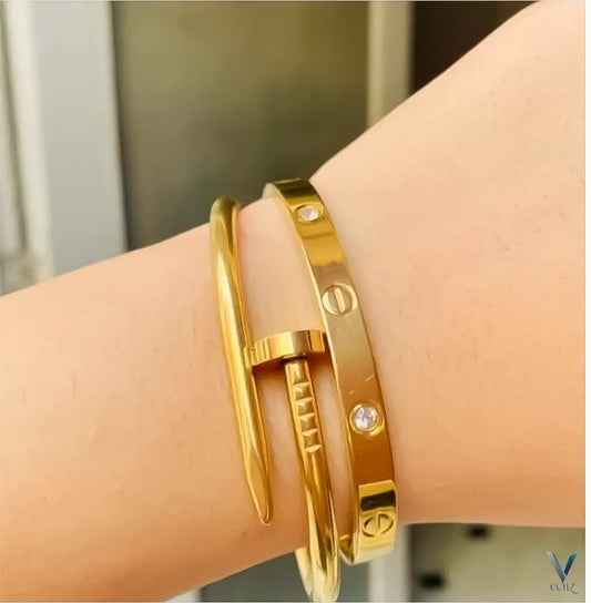 Luxury Gold-Plated Nail & Screw Motif Bangles Set