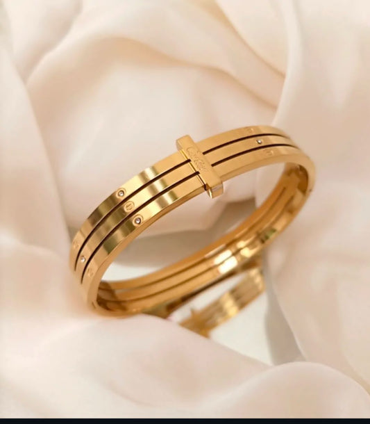Luxury-Inspired Triple Band Designer Bangle