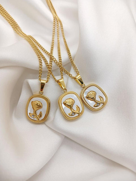 Elegant Rose Gold Pendant Necklace