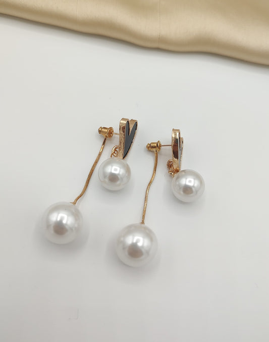 Heart Drop Pearl Earrings